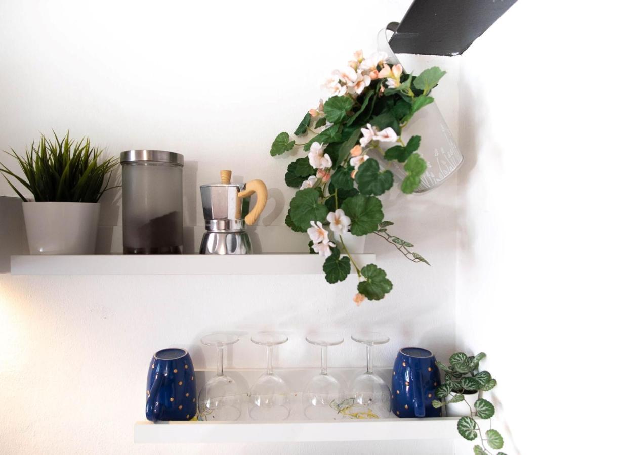Stagabin Little Loft Near Porta Susa Station And Subway Торино Екстериор снимка
