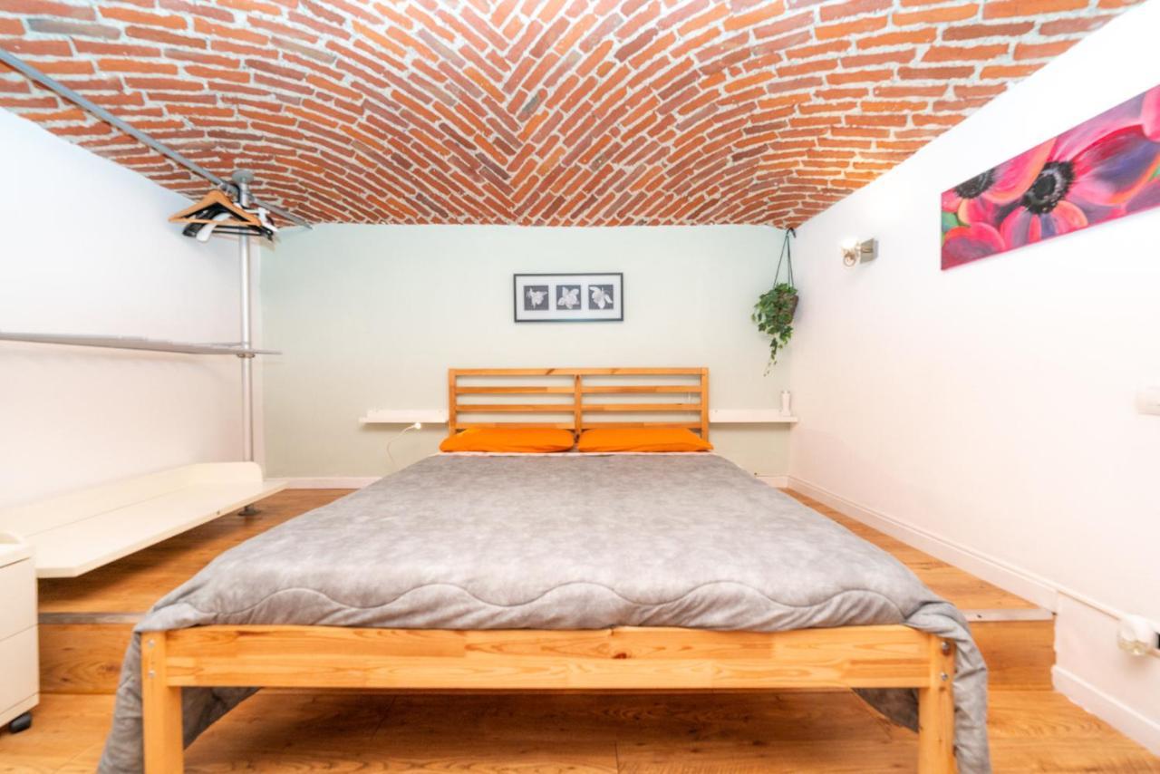 Stagabin Little Loft Near Porta Susa Station And Subway Торино Екстериор снимка