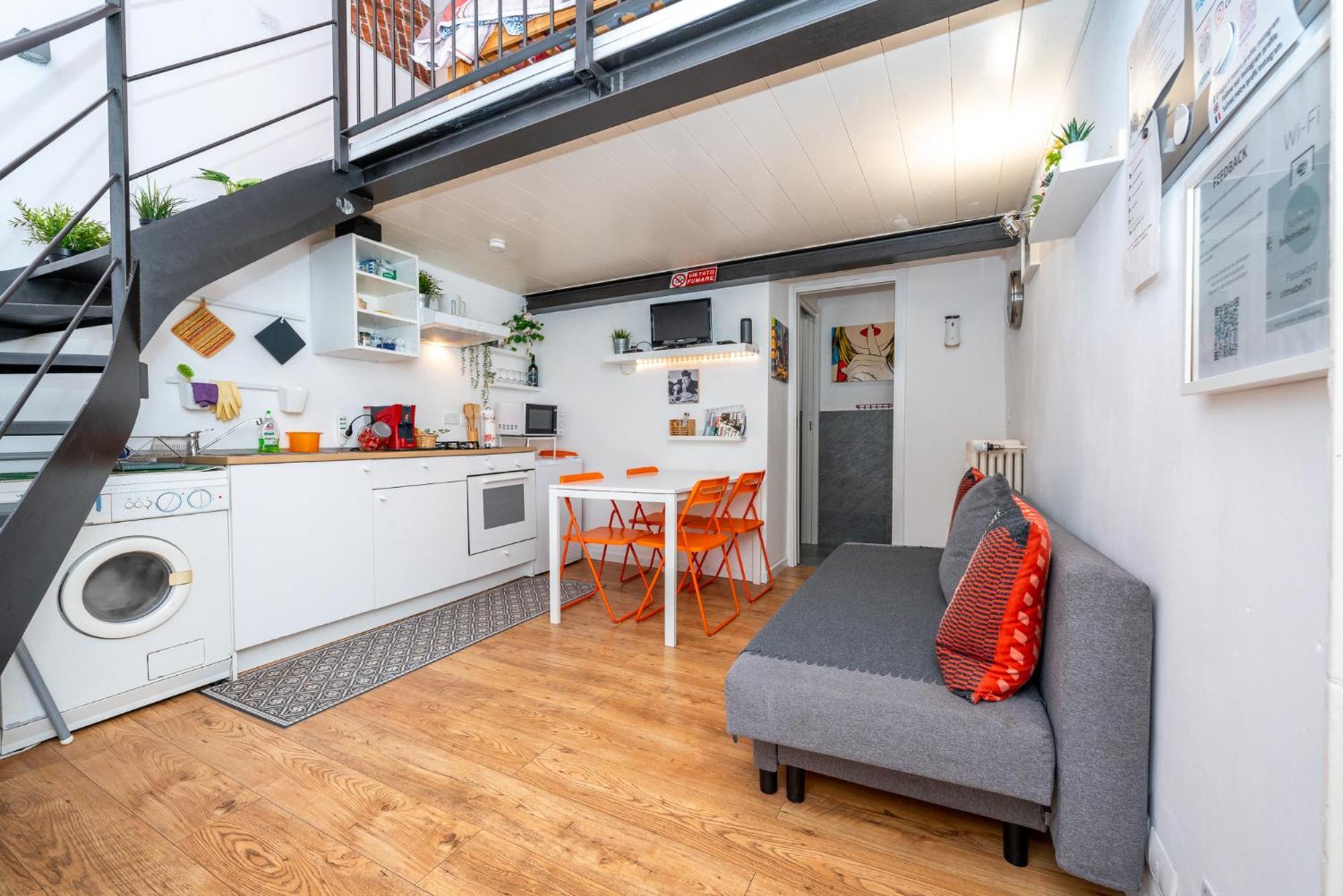 Stagabin Little Loft Near Porta Susa Station And Subway Торино Екстериор снимка